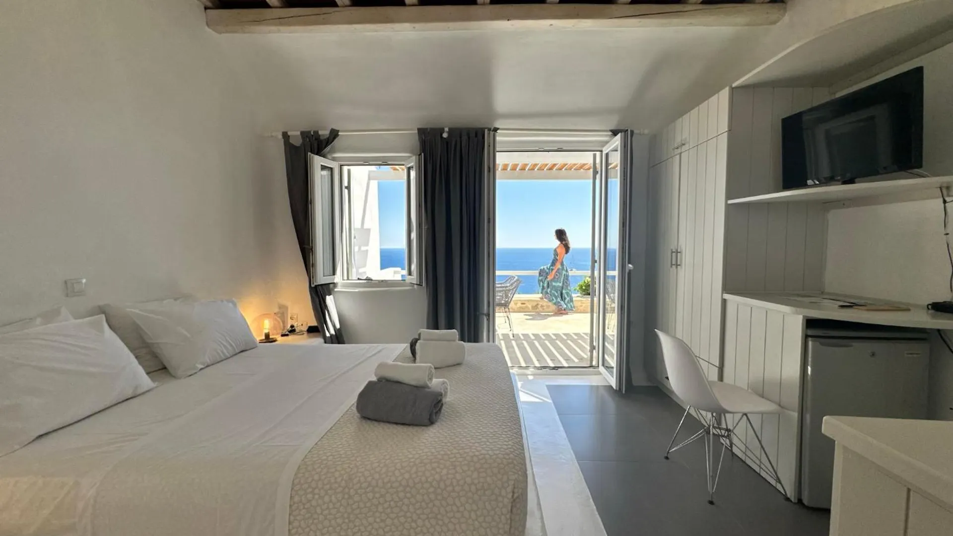 Votsalaki Mykonos Boutique Resort Paradise Beach  Aparthotel